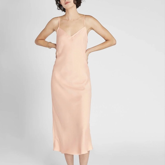 Kora Dress - Brand New - NEVER WORN - Coral Pink - Picture 1 of 5